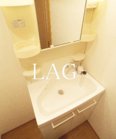 洗面設備　独立洗面台です。