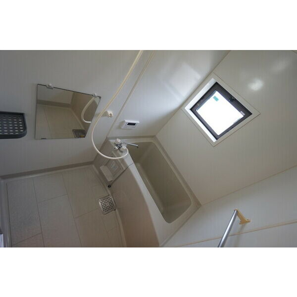 バス・シャワールーム　浴室