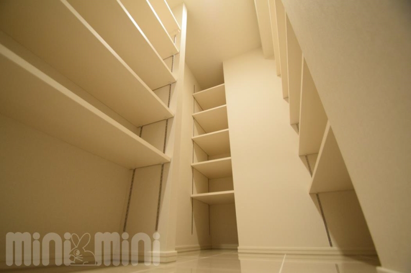 収納　シューズクロゼット