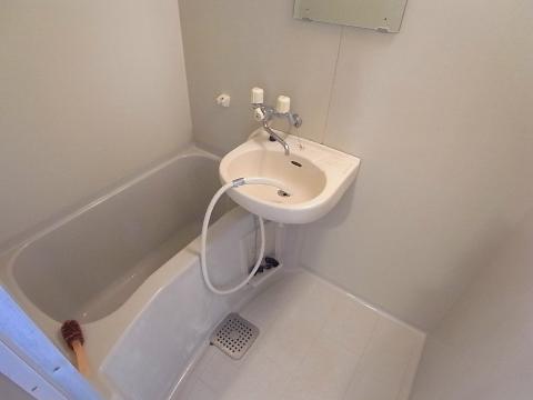 バス・シャワールーム　バス