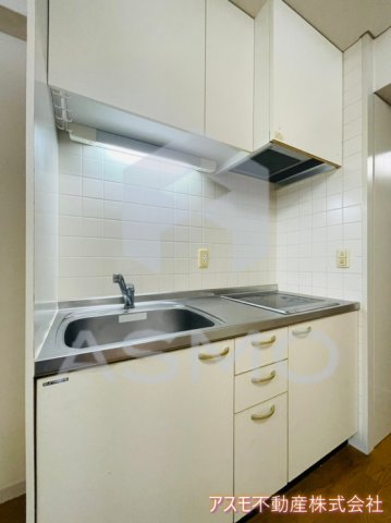 キッチン　同マンション別部屋参考写真