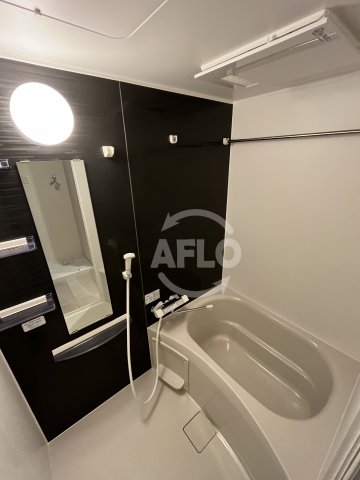 バス・シャワールーム　ブリリアントコート　パーリオ　風呂