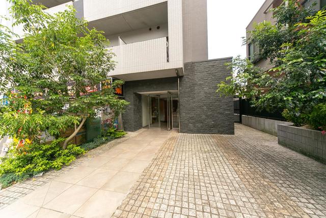 エントランス　エントランス