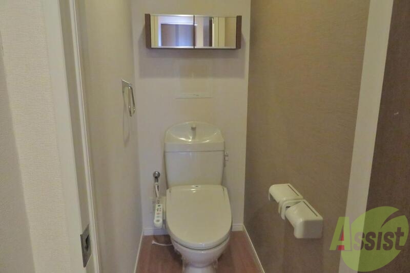 トイレ　トイレにはもちろんウォシュレット完備ですよー