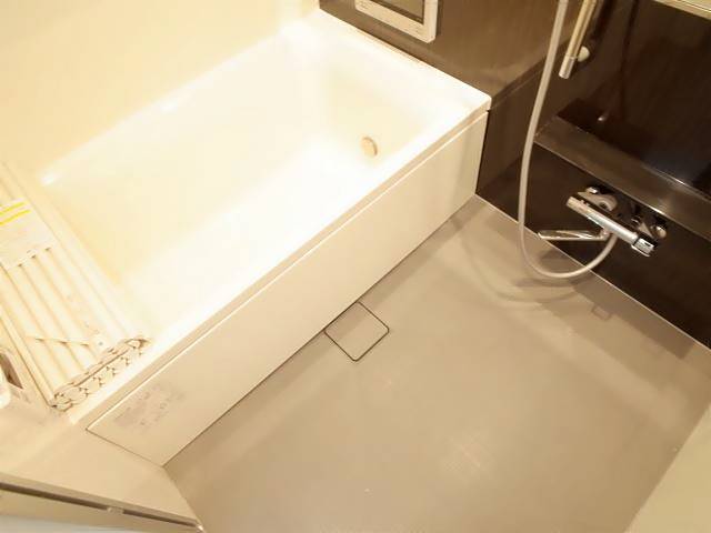 バス・シャワールーム　バスルーム