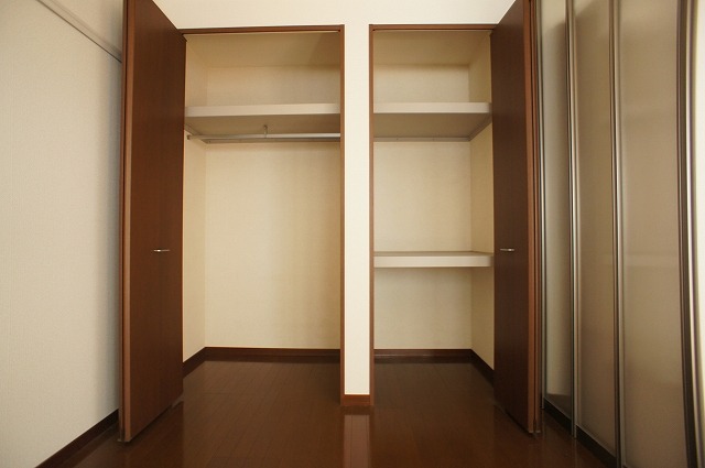収納　別号室
