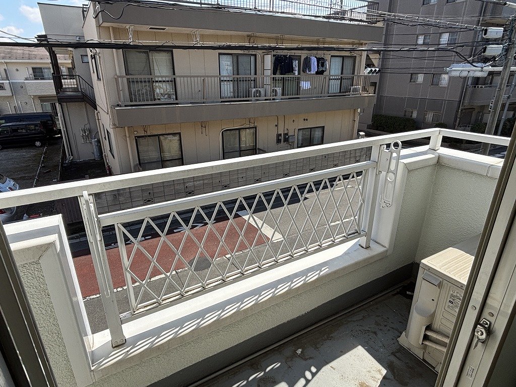 バルコニー　東向きバルコニー
