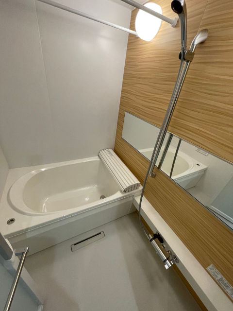 バス・シャワールーム　タイプ別室内写真