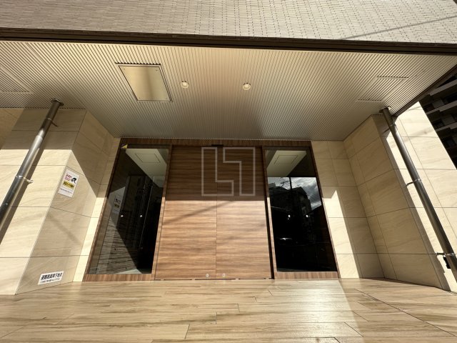 エントランス　セオリー大阪ルチア　エントランス