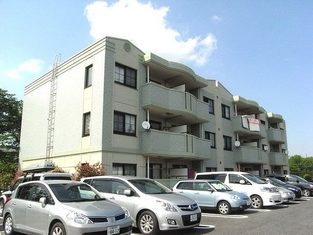 建物外観　常盤平駅徒歩８分　都市ガス完備