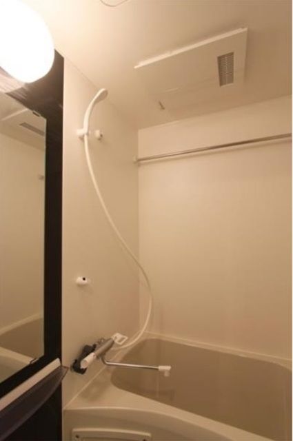 バス・シャワールーム　浴室