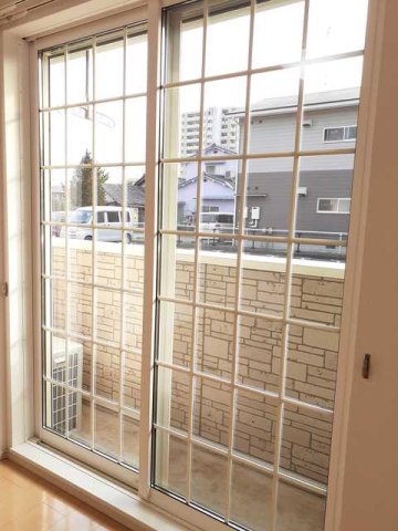 バルコニー　陽当たり良好なバルコニーです