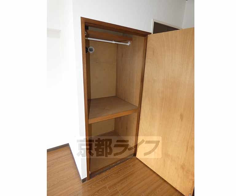 収納　収納スペース広めです。