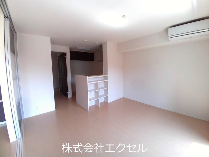 居室・リビング　同建物別室の写真です。