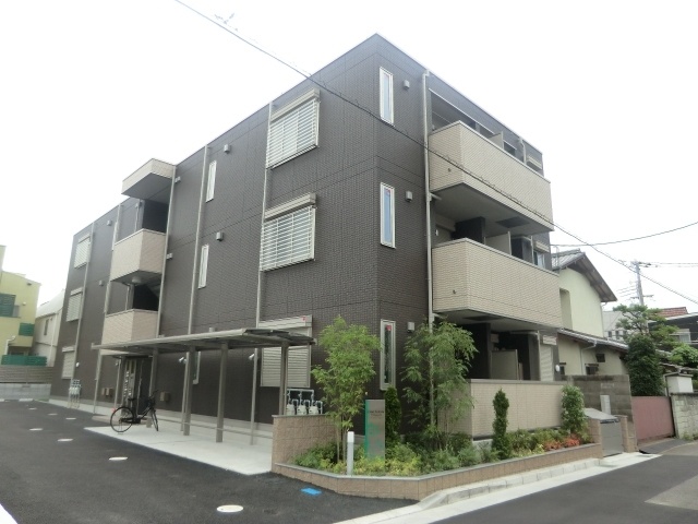 建物外観　オートロック・防犯カメラ付き☆