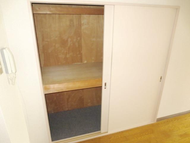 収納　★収納2箇所あります★