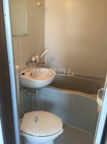 バス・シャワールーム