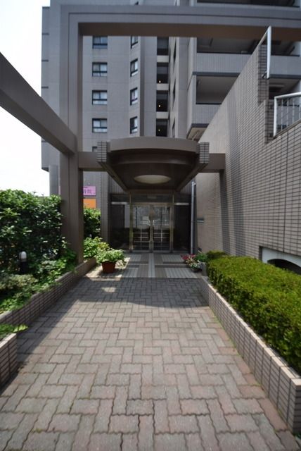 エントランス　エントランス