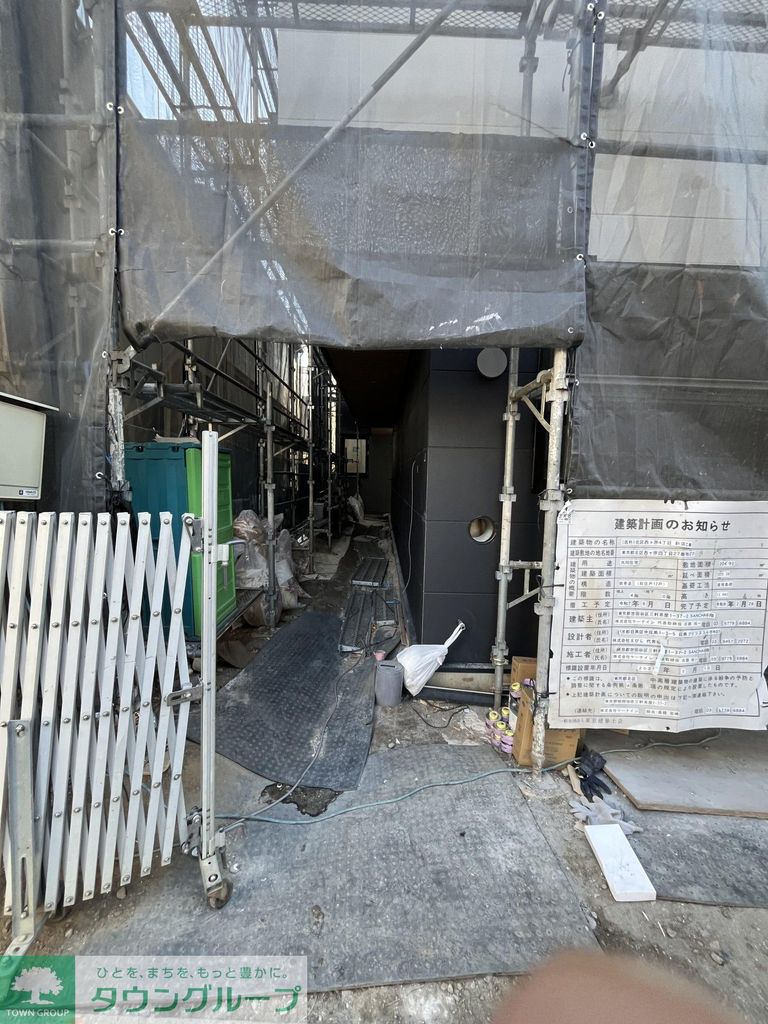 エントランス　バルコニー