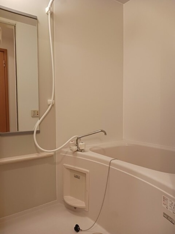 バス・シャワールーム　図面と現状に相違がある場合には現状を優先