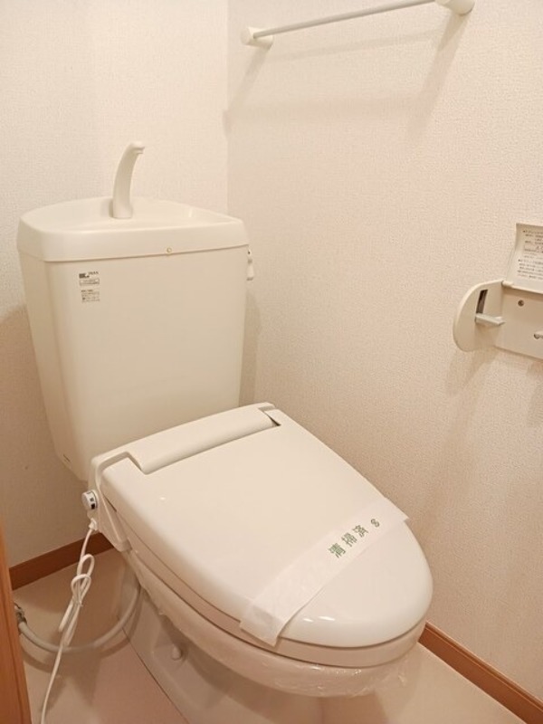 トイレ　図面と現状に相違がある場合には現状を優先