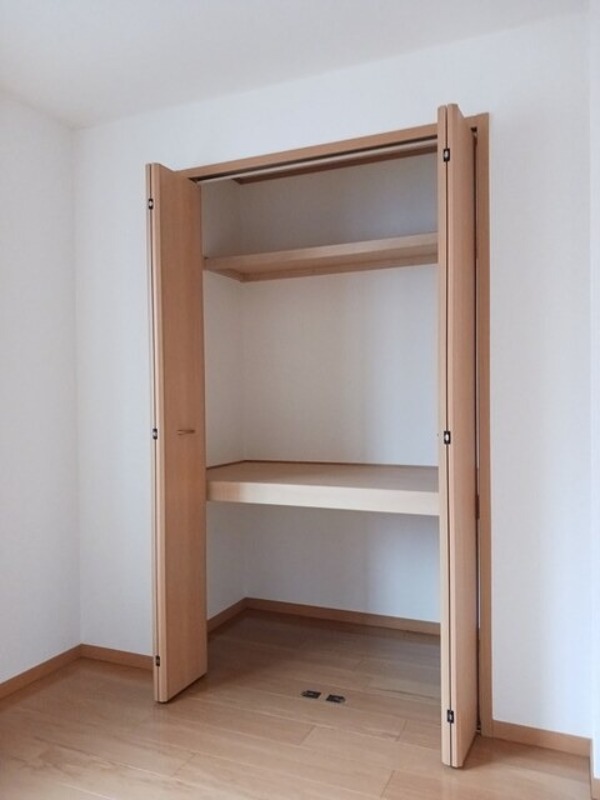 収納　図面と現状に相違がある場合には現状を優先