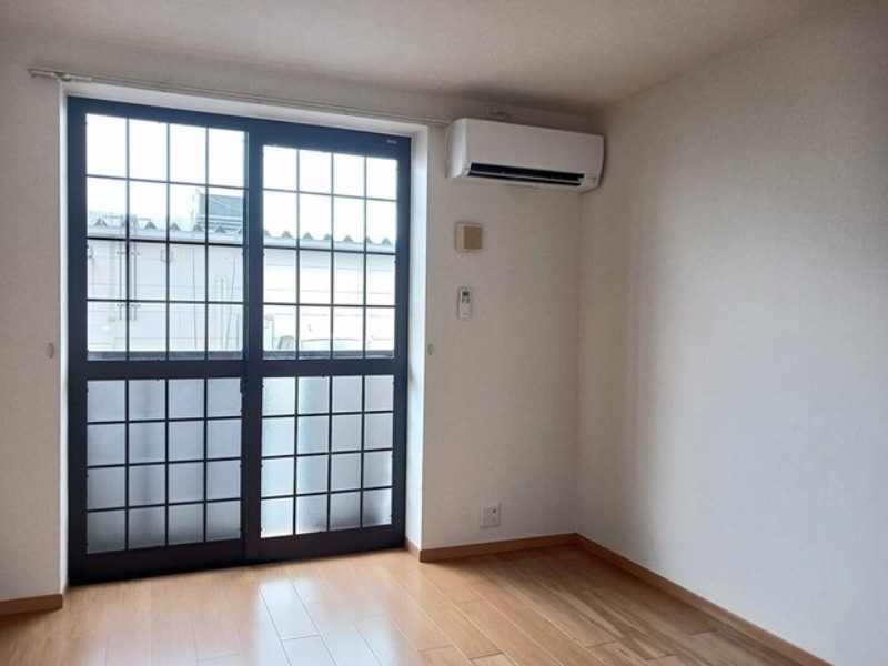 居室・リビング　図面と現状に相違がある場合には現状を優先