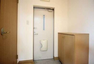 玄関　お客様はこちらでお出迎えです