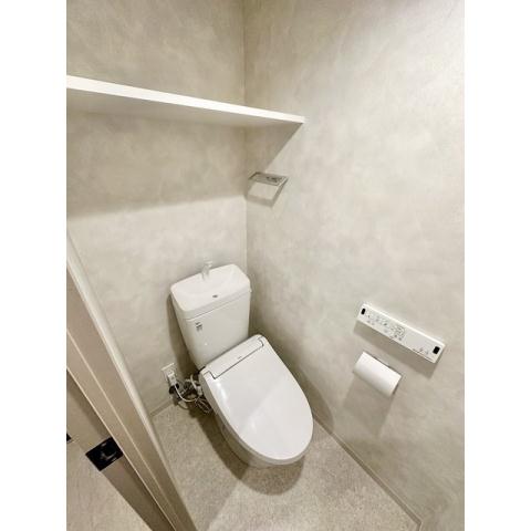 トイレ　※別部屋の参考写真です。