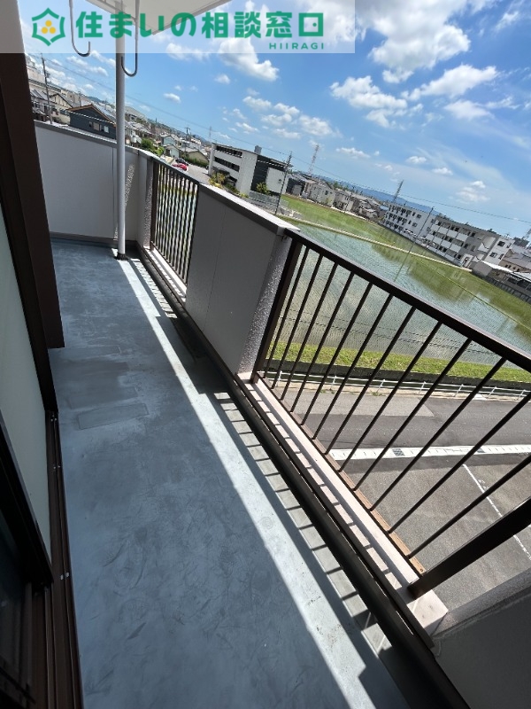 バルコニー　同型