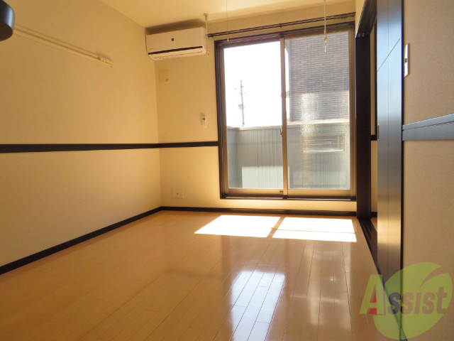 居室・リビング　９．８帖のＬＤＫです。とても広々していますね