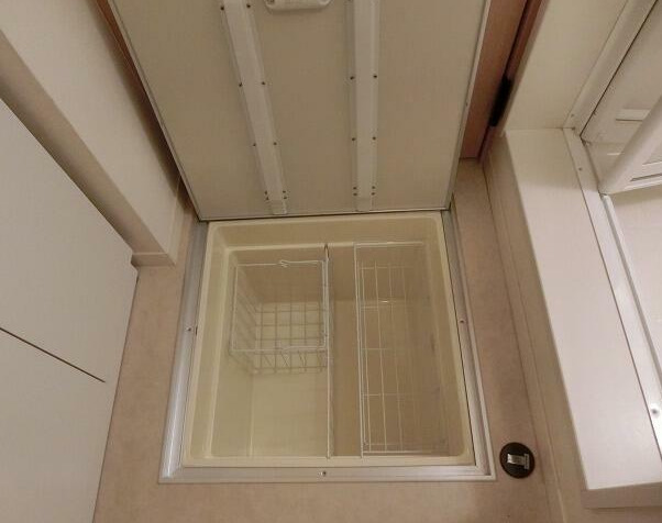 その他設備　床下収納