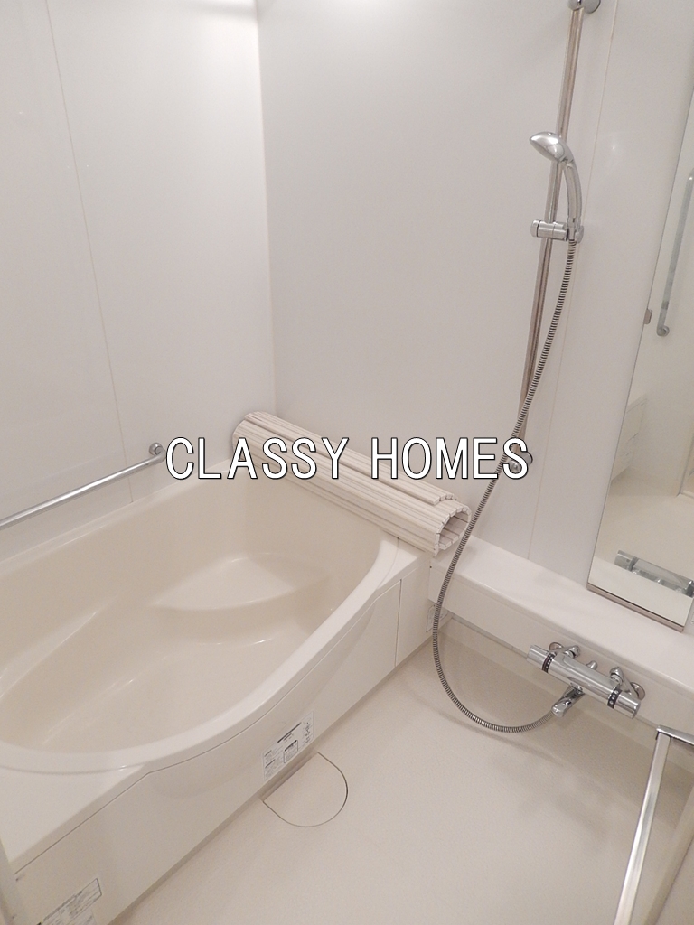 バス・シャワールーム　2007年竣工キャピタルマークタワー：バス