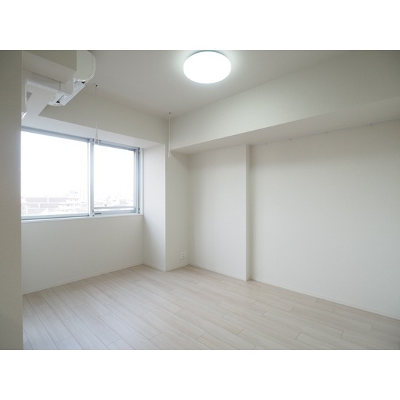 居室・リビング　南東向きで見晴らし〇