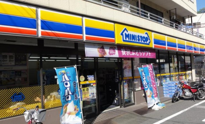 コンビニ　ミニストップ 西尾久店（コンビニ）まで1015m