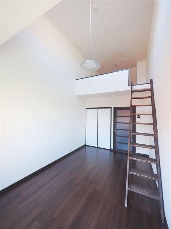 その他部屋・スペース　天井の高いお部屋です。