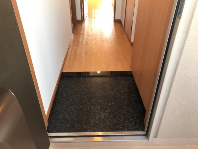 玄関　ゆったりとした玄関です