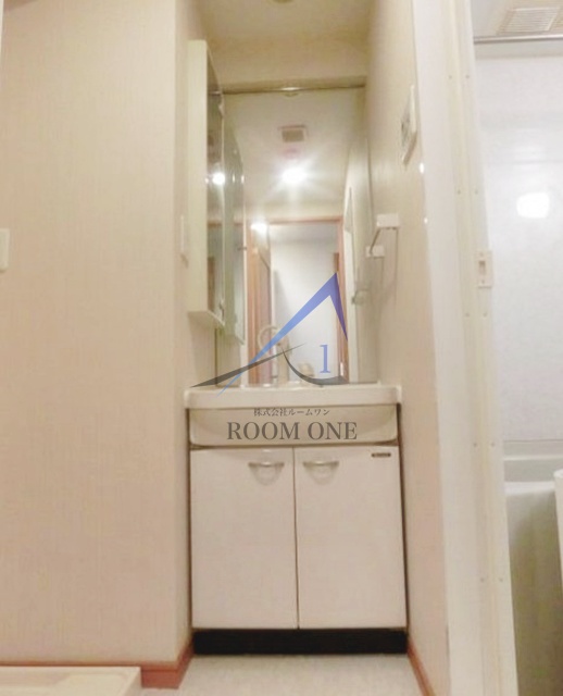 洗面設備　洗面台です。