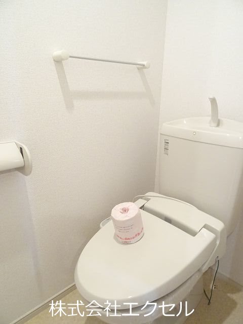 トイレ　ウォシュレットです。