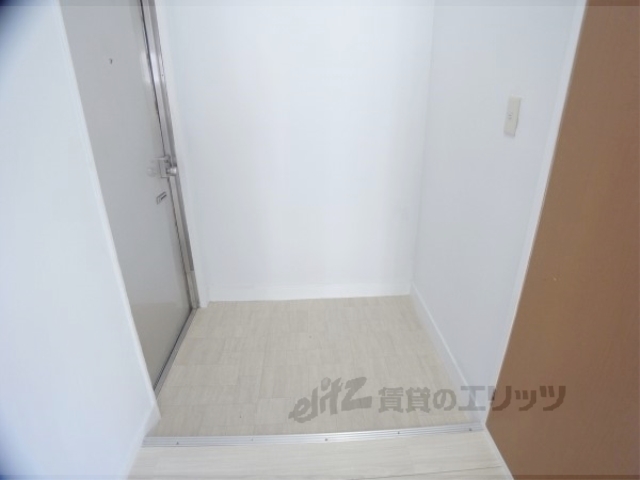 玄関　給湯設備