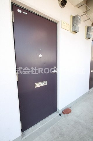 エントランス　清潔なエントランスです