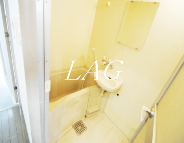 バス・シャワールーム　お風呂です。