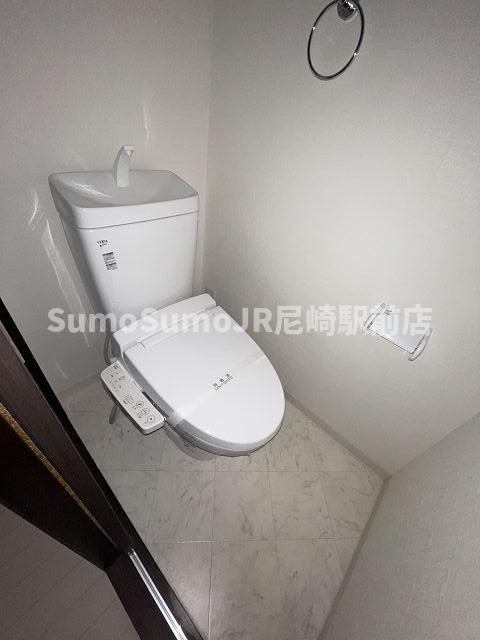 トイレ　ゆったりとした空間のトイレです