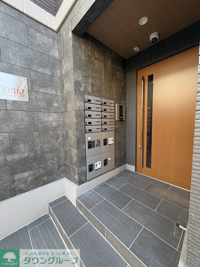 エントランス　エントランス