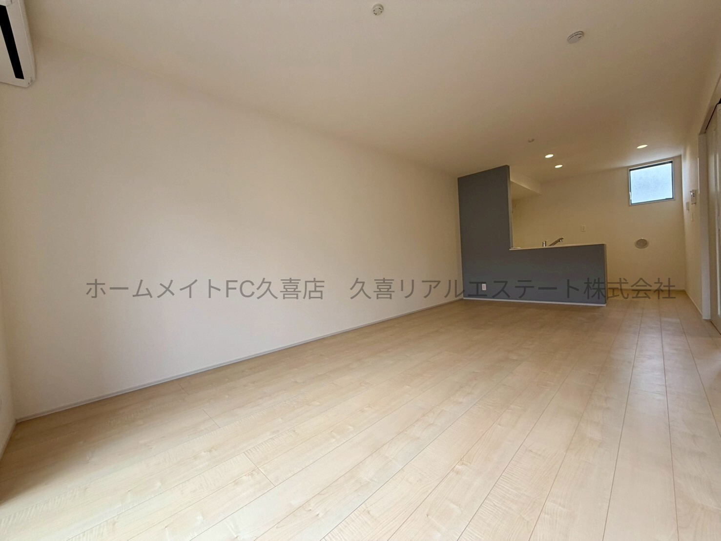 居室・リビング　同建物別号室