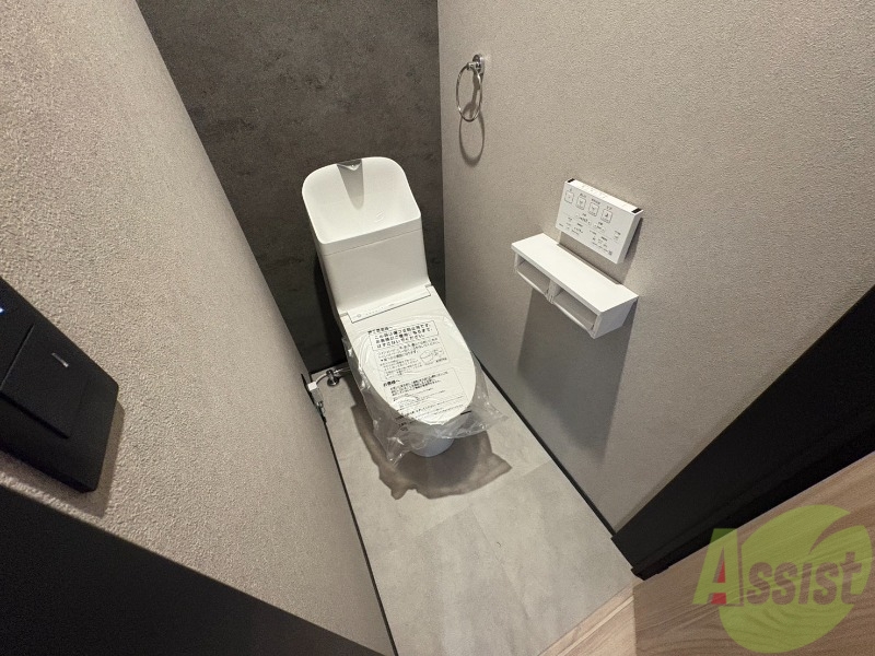 トイレ　シャワートイレになっているので快適です！