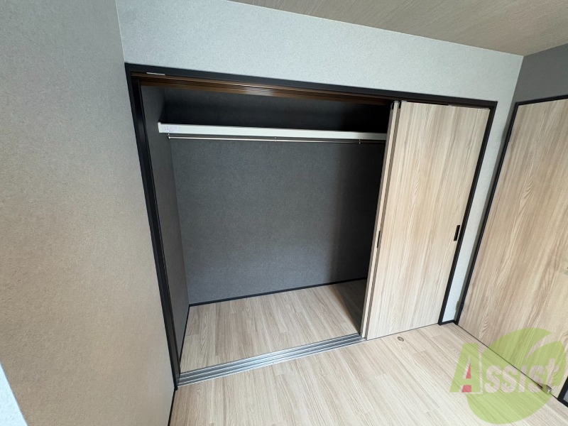 収納　洋室にはクローゼットがあるのですっきり片付きそうです。