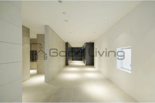 ロビー　我が家へようこそ