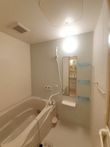 バス・シャワールーム　お風呂です