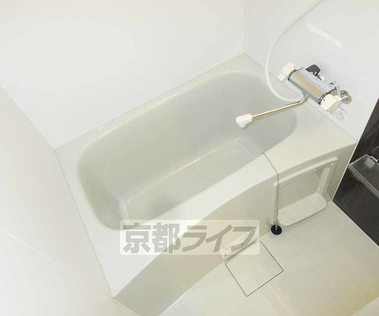 バス・シャワールーム　とっても綺麗なお風呂でです